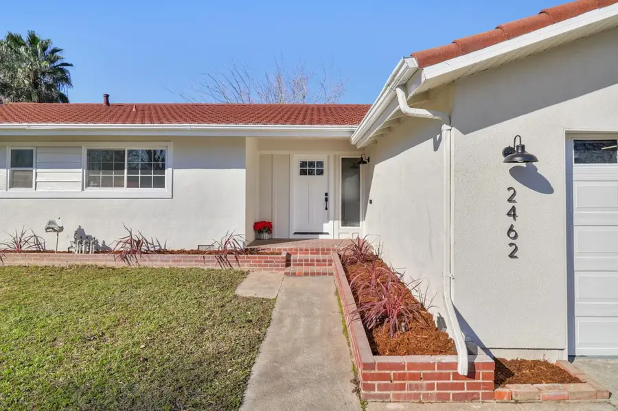 2462 Town Circle, Sacramento, CA 95821 - Image #2