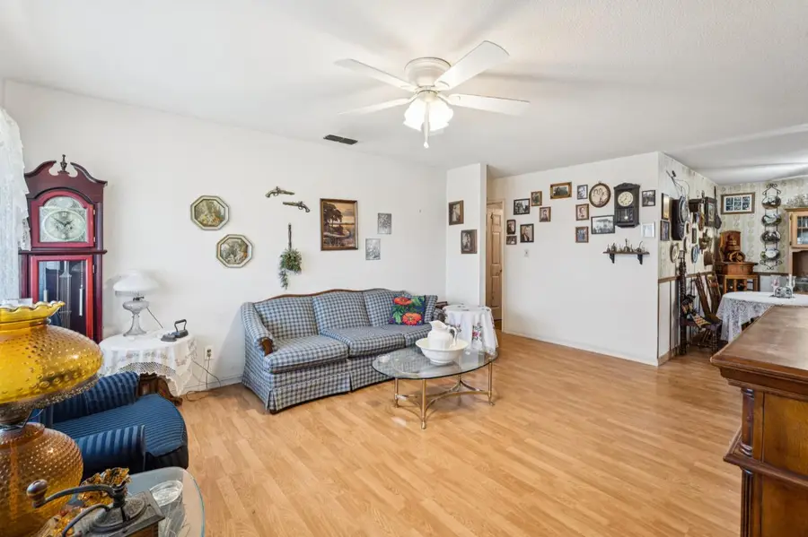 5725 Mangrove Court, Orangevale, CA 95662 - Image #3