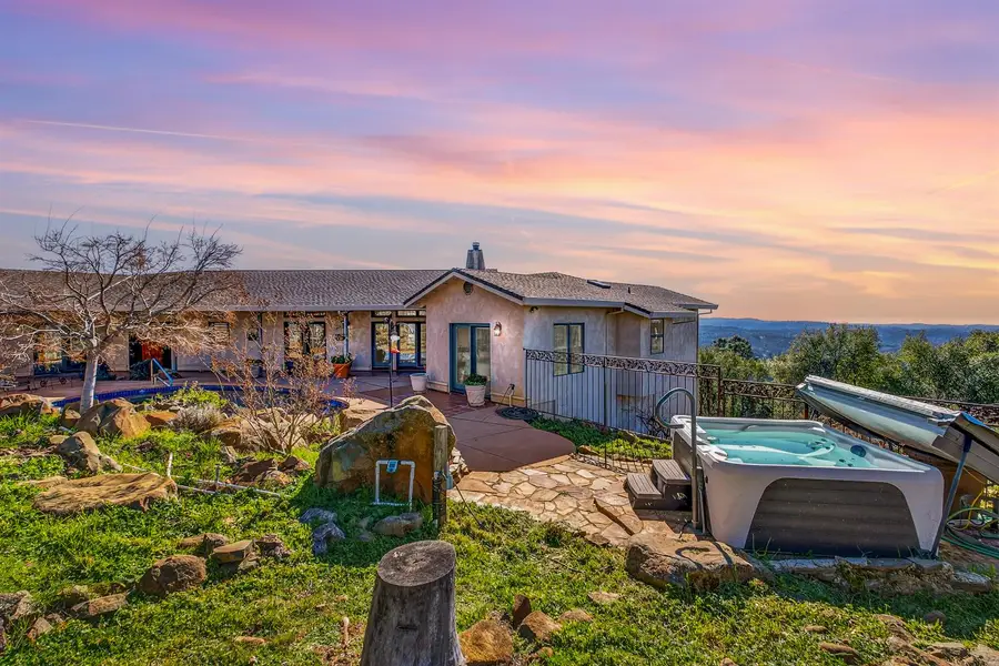 19165 Leopard Ct, Grass Valley, CA 95949 - #2