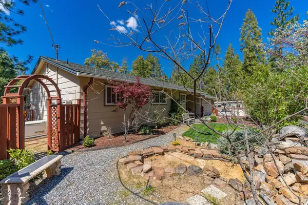 25783 Sugar Pine Drive, Pioneer, CA 95666