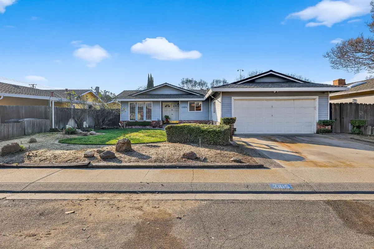 2109 Oriole Dr., Ceres, CA 95307 - #1