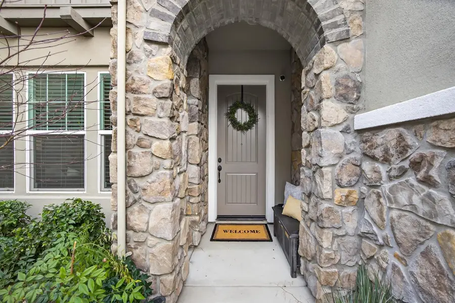 7544 Twin Bridges Lane, Citrus Heights, CA 95610 - #3