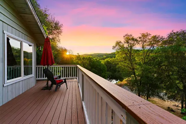 16310 Dry Creek Lane, Grass Valley, CA 95949