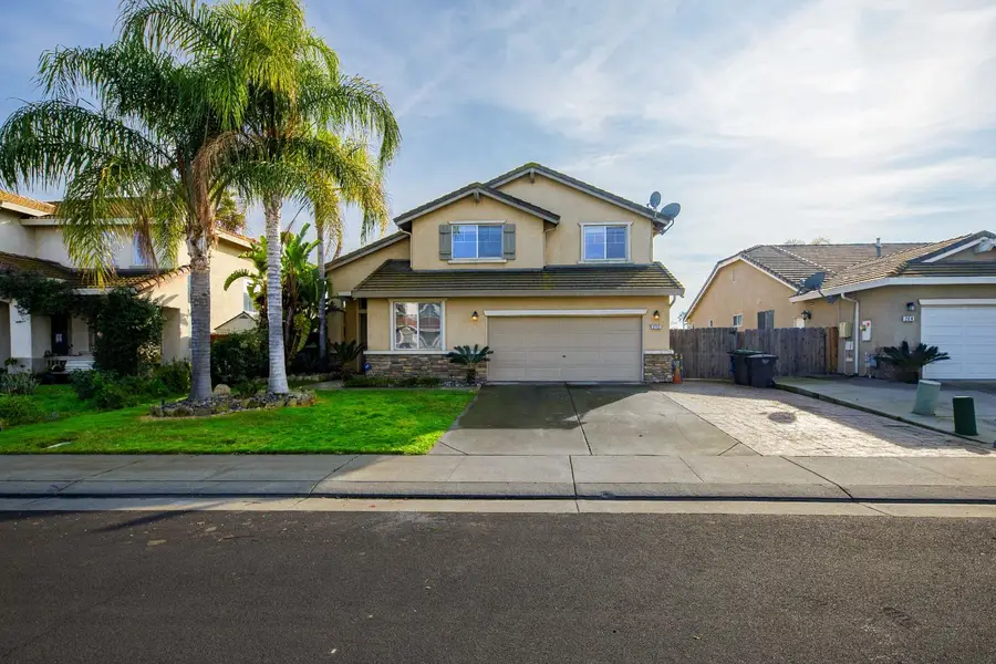 272 Olivine Avenue, Lathrop, CA 95330 - Image #2