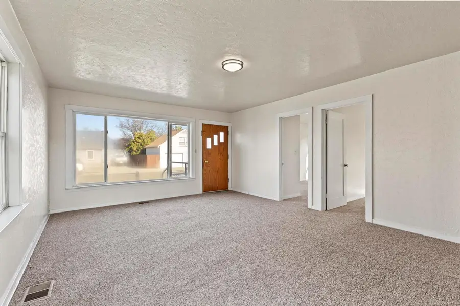 229 Vine Street, Maxwell, CA 95955 - #2