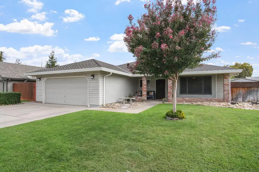 2660 Oxford Avenue, Turlock, CA 95382 - #2