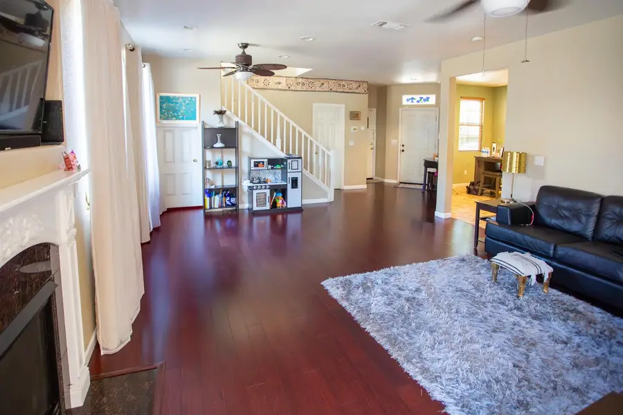 200 Dragonfly Circle, Sacramento, CA 95834 - Image #3