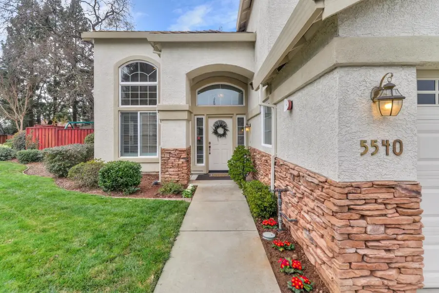 5540 Tierra Gardens Lane, Carmichael, CA 95608 - Image #3