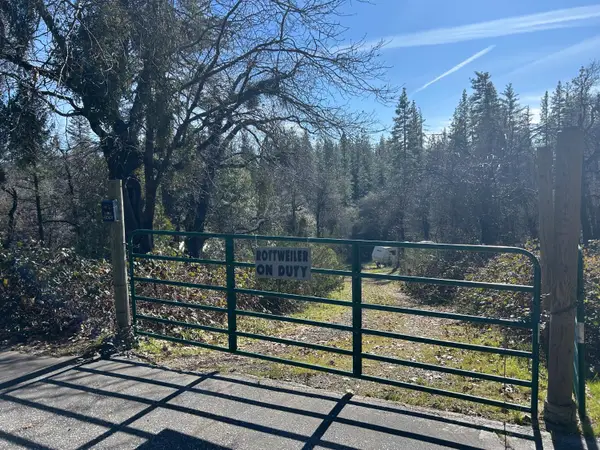 10121 Sun Ridge Court, Nevada City, CA 95959