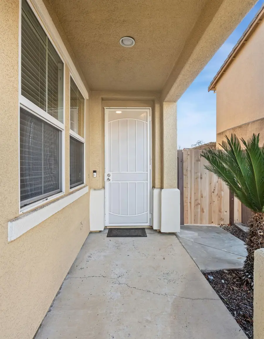 2936 Mahaska Way, Sacramento, CA 95835 - Image #2