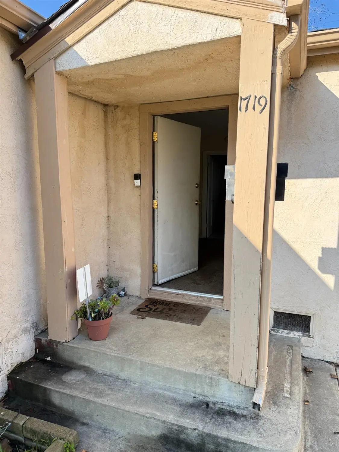 1719 Roselawn Avenue, Stockton, CA 95204 - Image #1