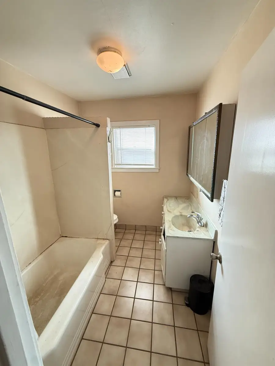 1719 Roselawn Avenue, Stockton, CA 95204 - Image #3