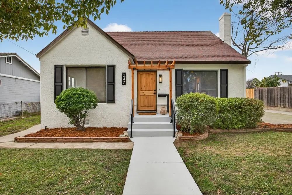247 Cedar Street, Roseville, CA 95678 - Image #1