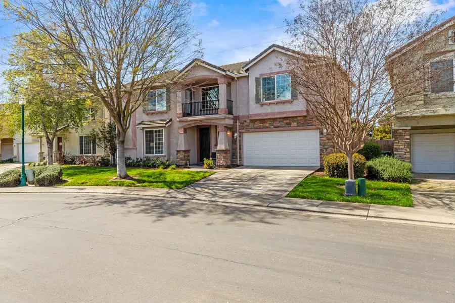 4504 Helens Oaks Circle, Stockton, CA 95210 - #2
