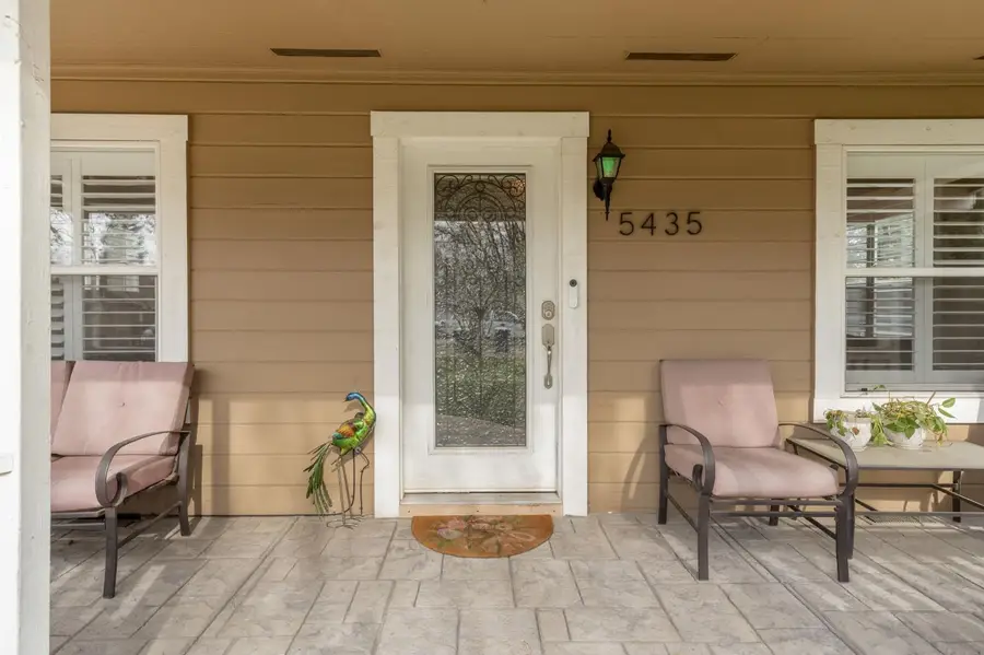 5435 Kenneth Avenue, Carmichael, CA 95608 - Image #3