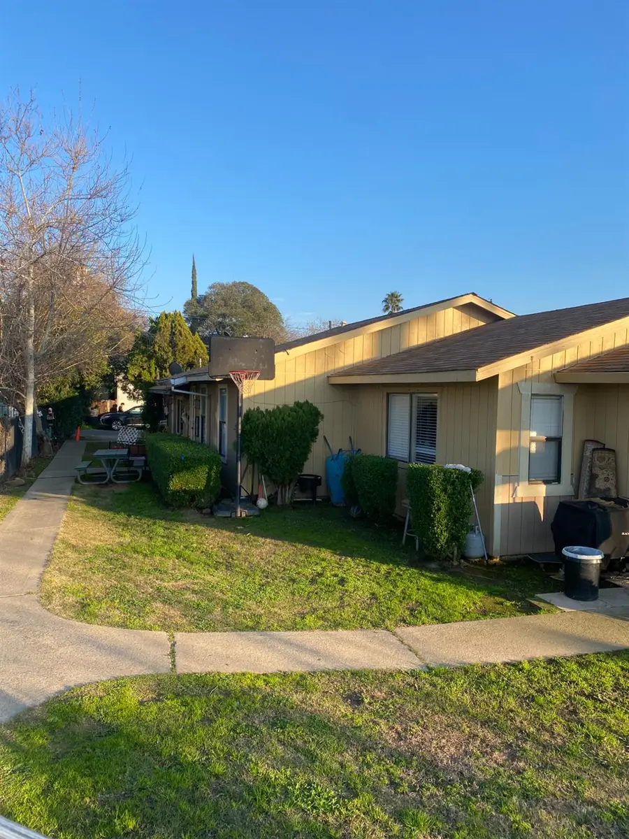 1015 Vernon Street, Roseville, CA 95678 - #2