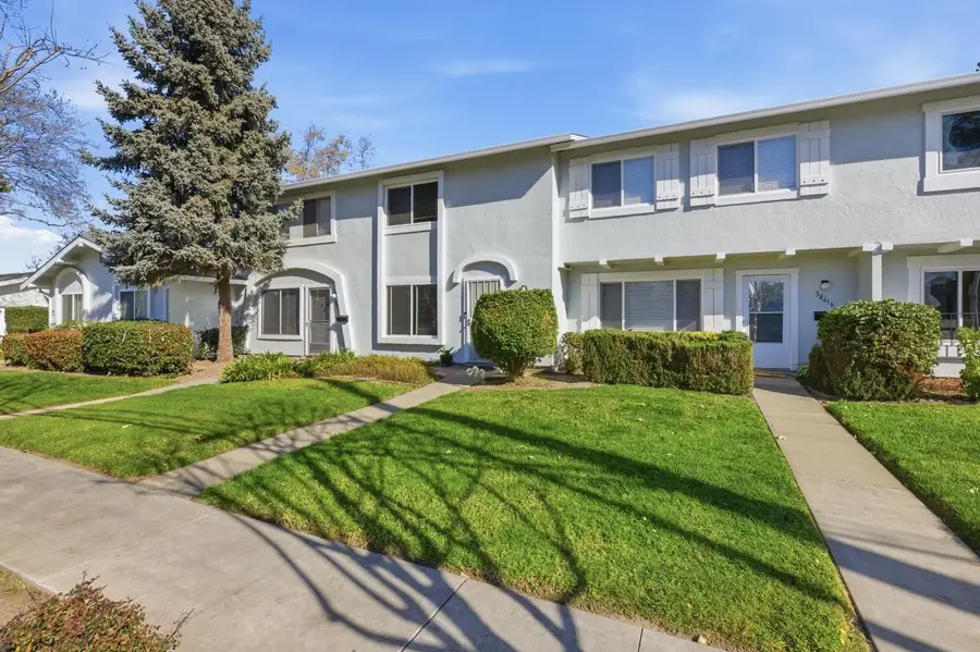 38614 Royal Ann Common, Fremont, CA 94536 - Image #2