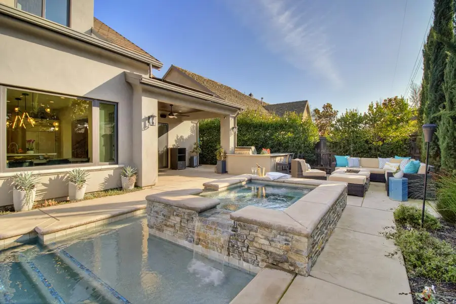 1393 Pars Oak Lane, Carmichael, CA 95608 - #2