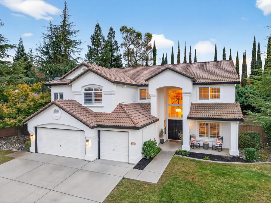 216 Heredia Court, Roseville, CA 95747 - #2