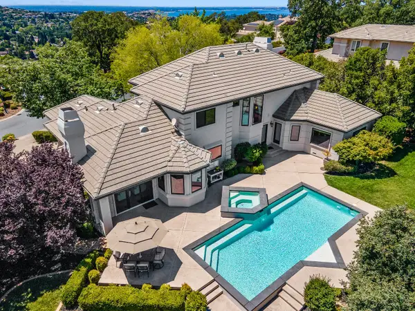 5563 Sur Mer Drive, El Dorado Hills, CA 95762