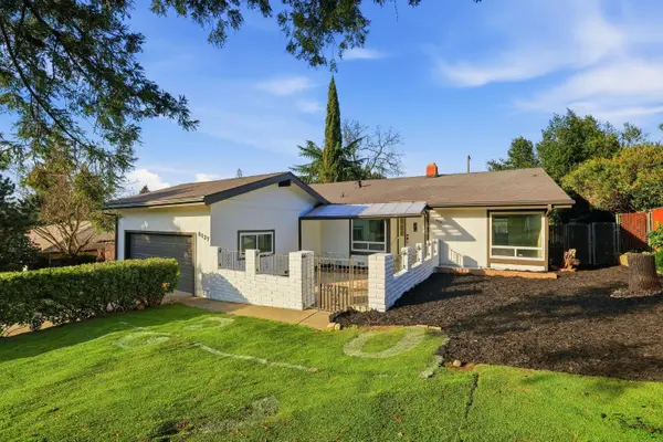 8437 Hidden Valley Circle, Fair Oaks, CA 95628