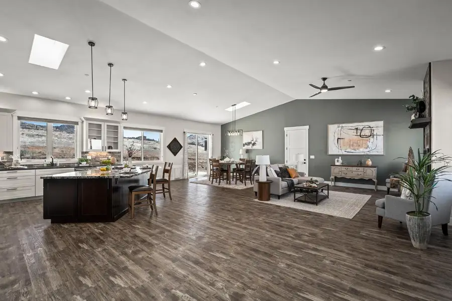 94908 Half Mile Road, Chilcoot, CA 96105 - Image #2