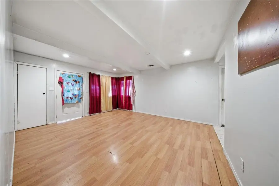 273 Arcade Blvd, Sacramento, CA 95815 - Image #2