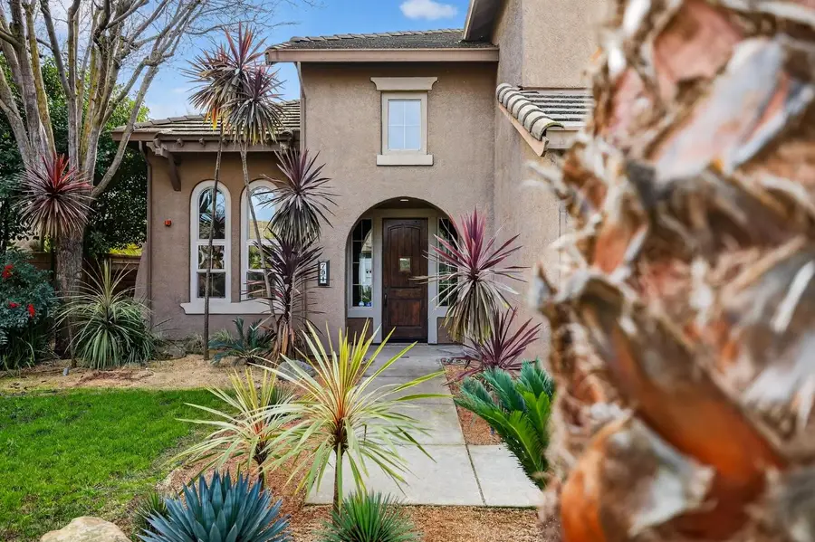 701 Rolling Green Drive, West Sacramento, CA 95605 - #3