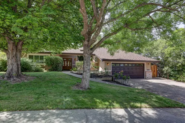 5825 Oak Garden Court, Orangevale, CA 95662