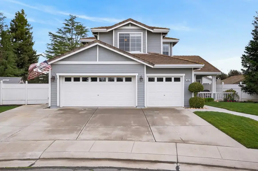 903 Walker Place, Woodland, CA 95776 - #2