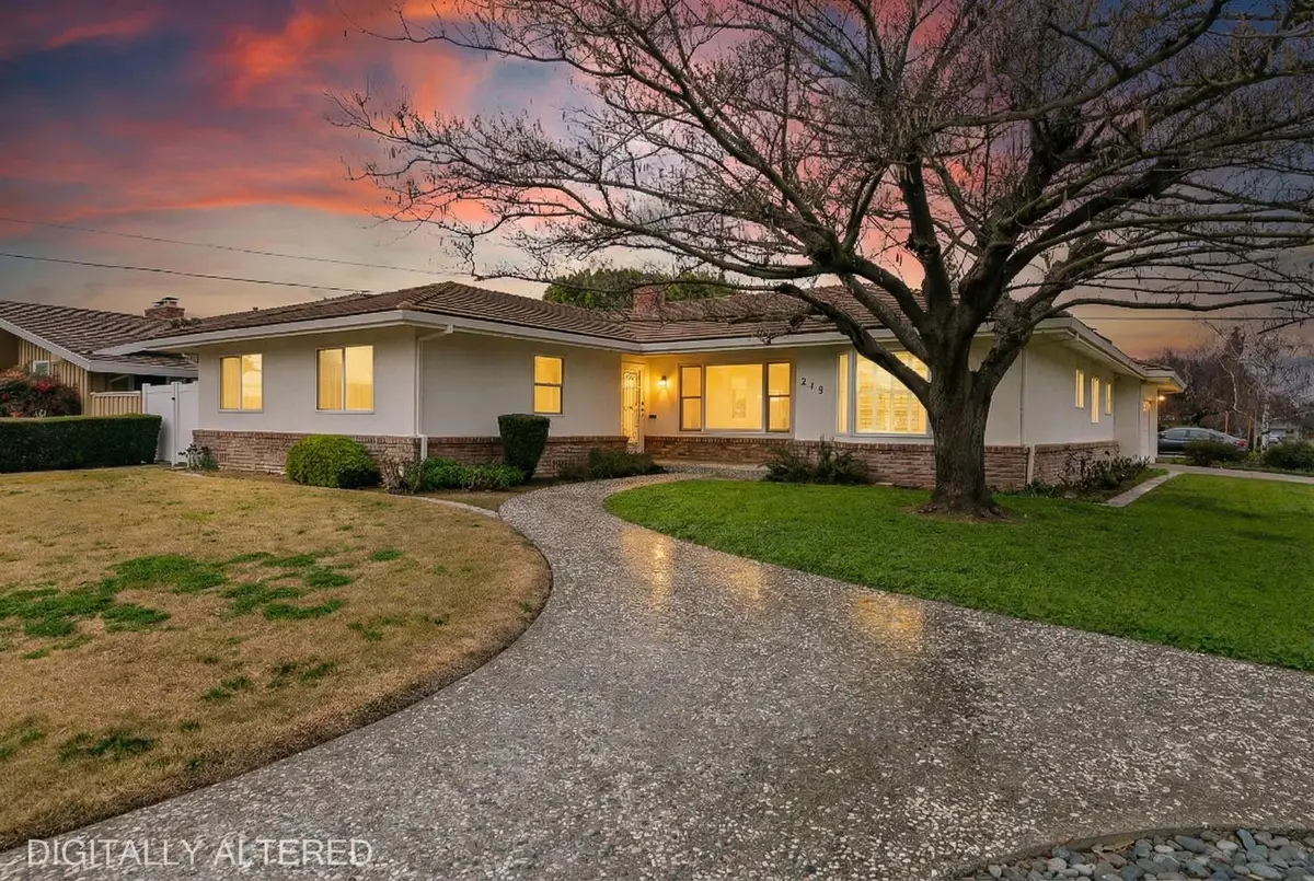 215 Toyon Drive, Woodland, CA 95695 - Image #1