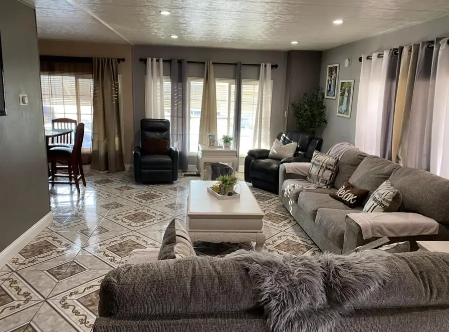 2845 E E Hatch Rd #86, Modesto, CA 95351 - Image #2