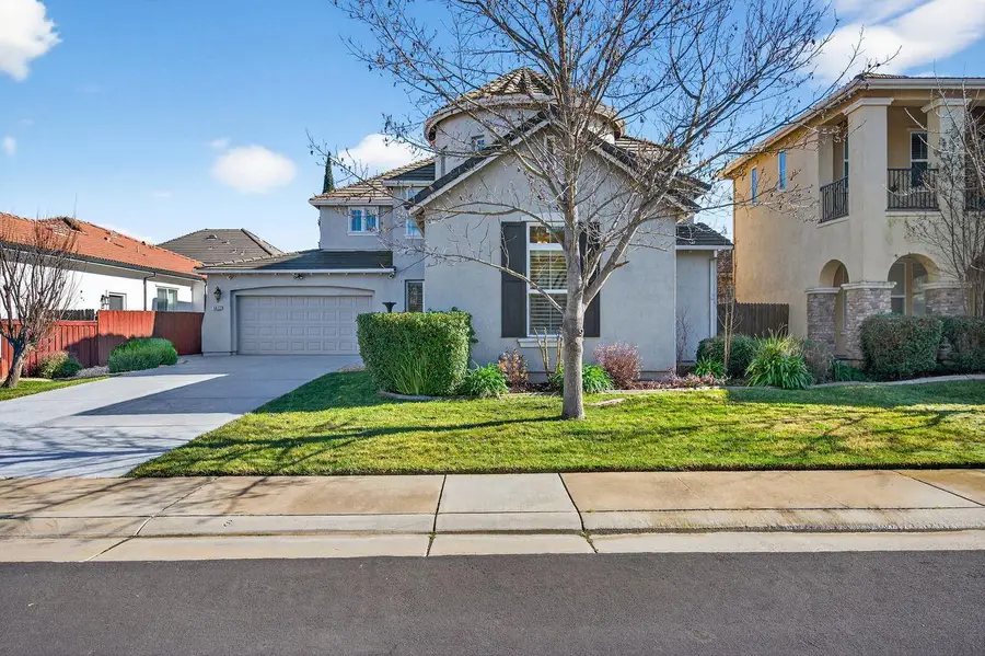 6832 Salvaterra Circle, Elk Grove, CA 95757 - #2