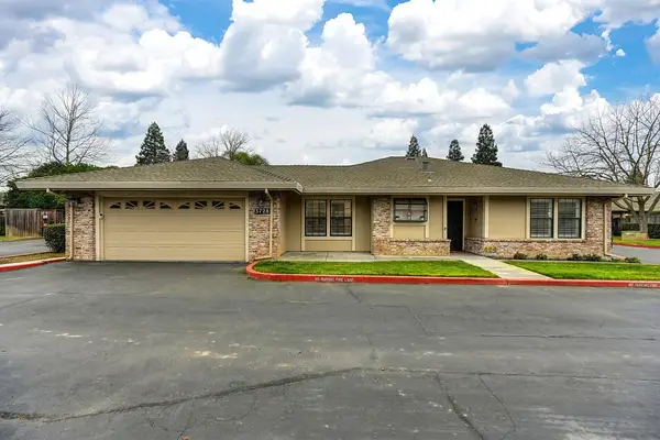 3728 Sun Shadows Lane, Sacramento, CA 95821