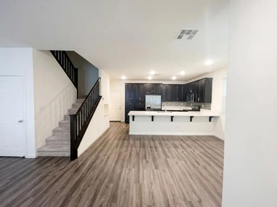 11088 International Drive, Rancho Cordova, CA 95670 - #3