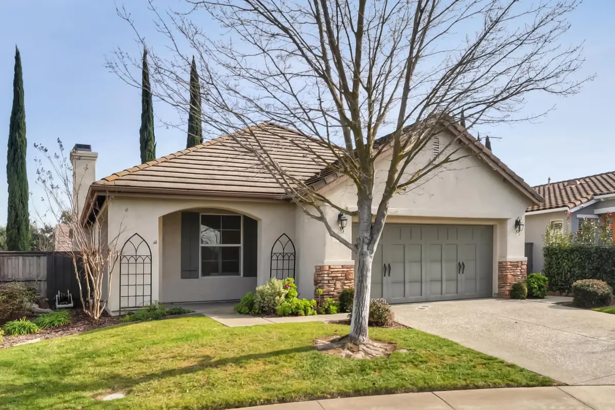 16 Ellerton Place, Sacramento, CA 95835 - Image #1