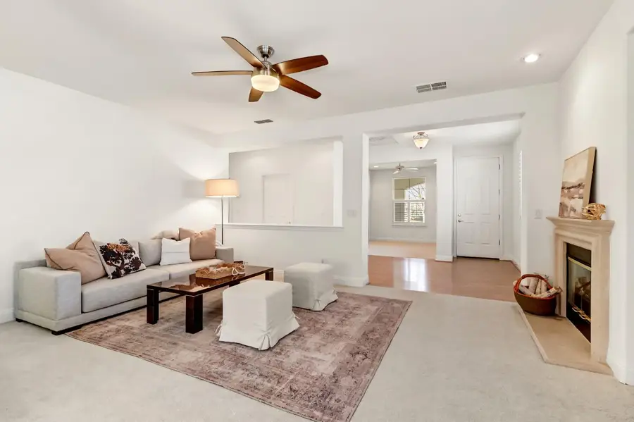 16 Ellerton Place, Sacramento, CA 95835 - Image #2