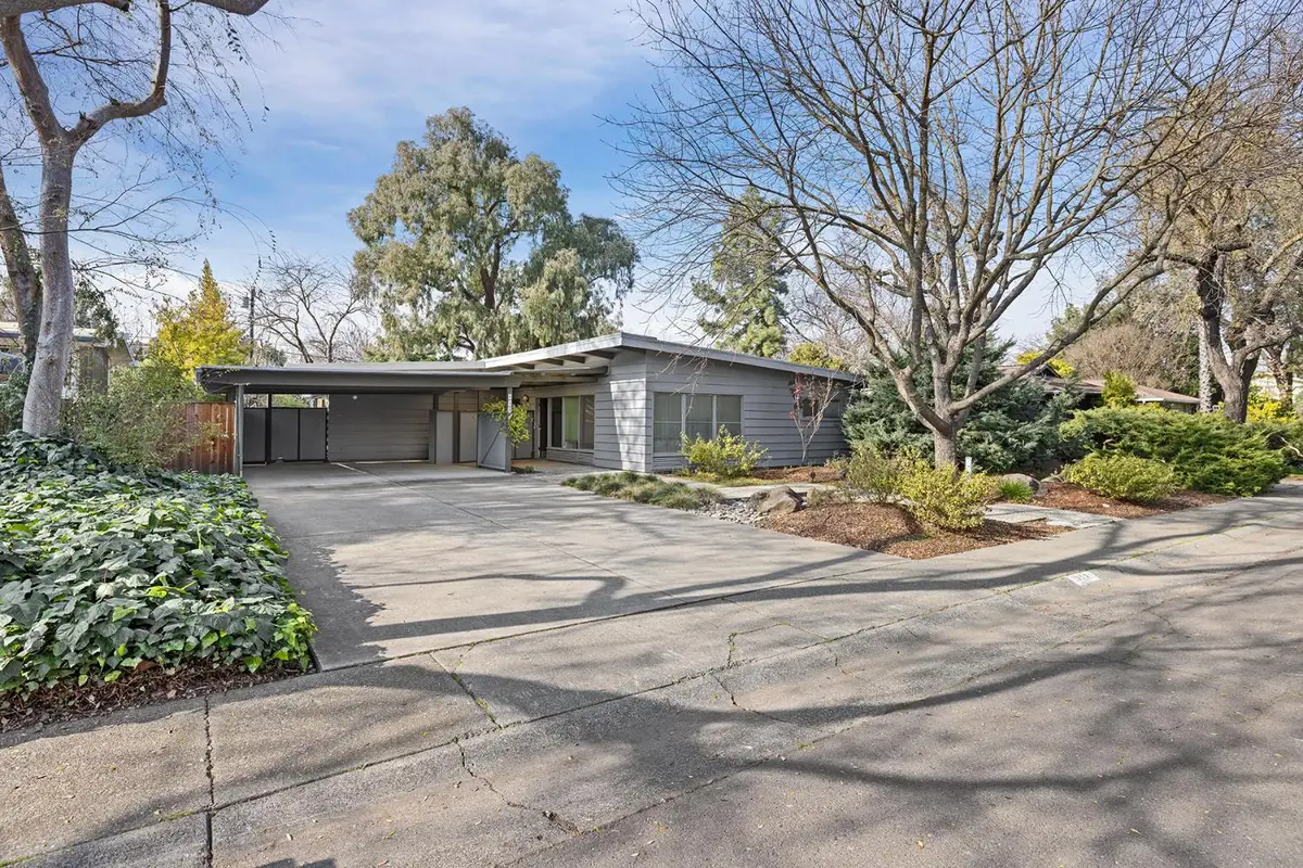 825 Oak Avenue, Davis, CA 95616 - Image #1