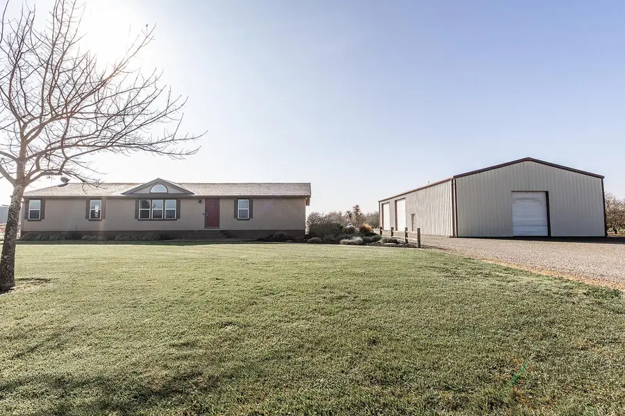 18041 Seidner Avenue, Escalon, CA 95320 - #2
