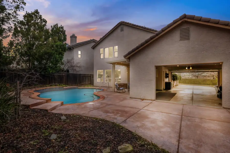 608 Aliso Viejo Court, Roseville, CA 95747 - Image #2