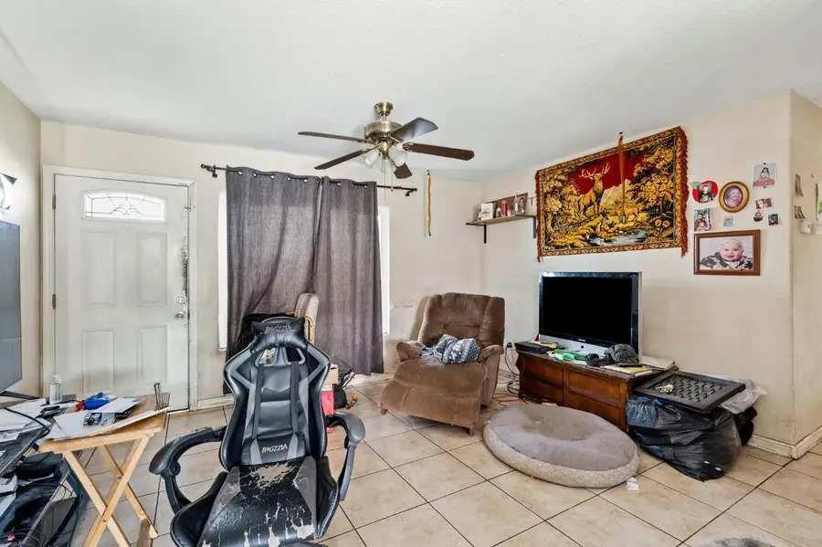 5972 N Haven Drive, North Highlands, CA 95660 - #3