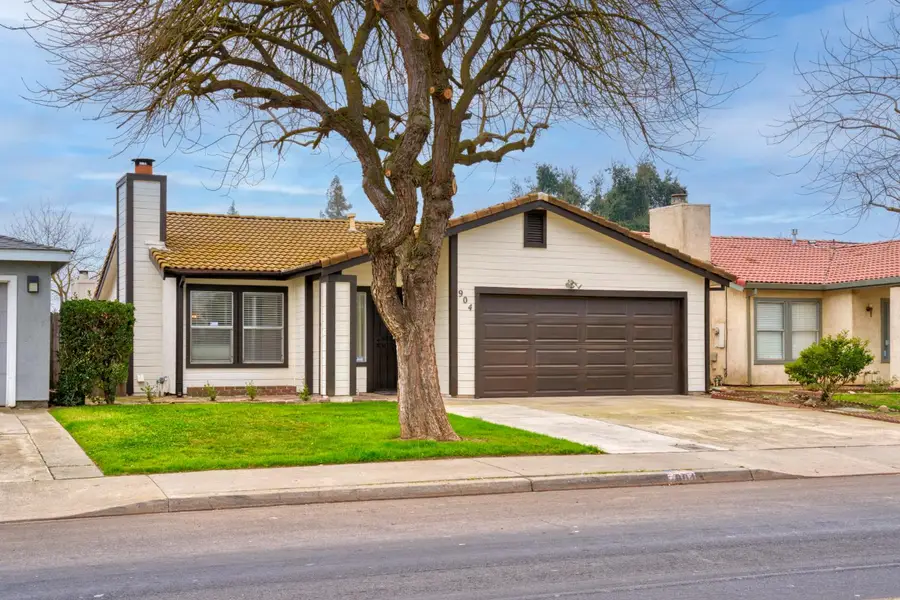 904 W Union Avenue, Modesto, CA 95356 - #3