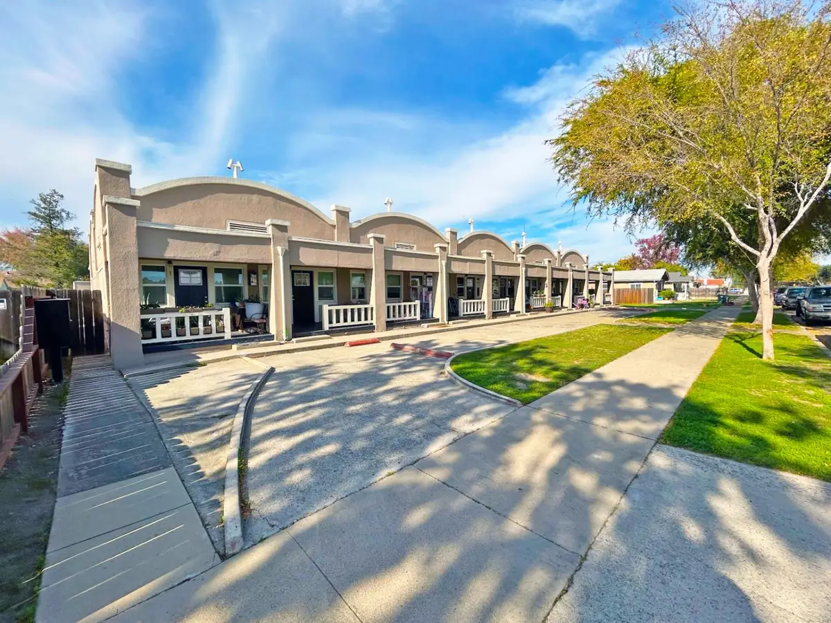 119 N Sherman Avenue, Manteca, CA 95336 - #1