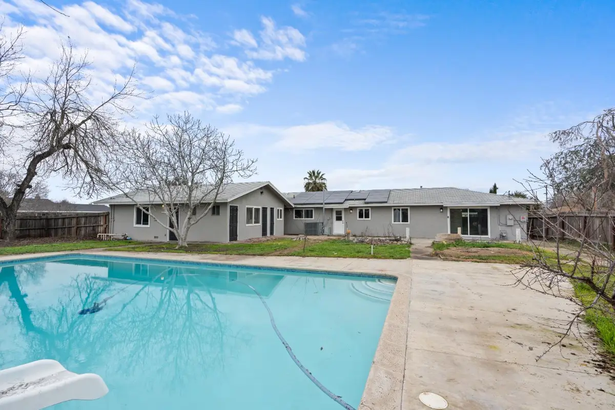 1002 California Avenue, Dos Palos, CA 93620 - Image #1