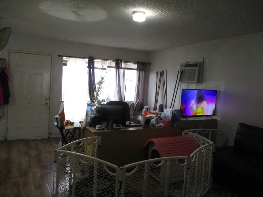 1237 E Hazelton, Stockton, CA 95205 - Image #2