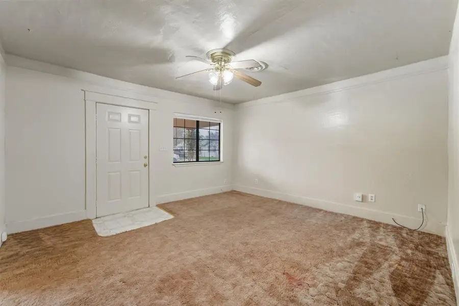 716 Rosalind Avenue, Yuba City, CA 95991 - Image #2