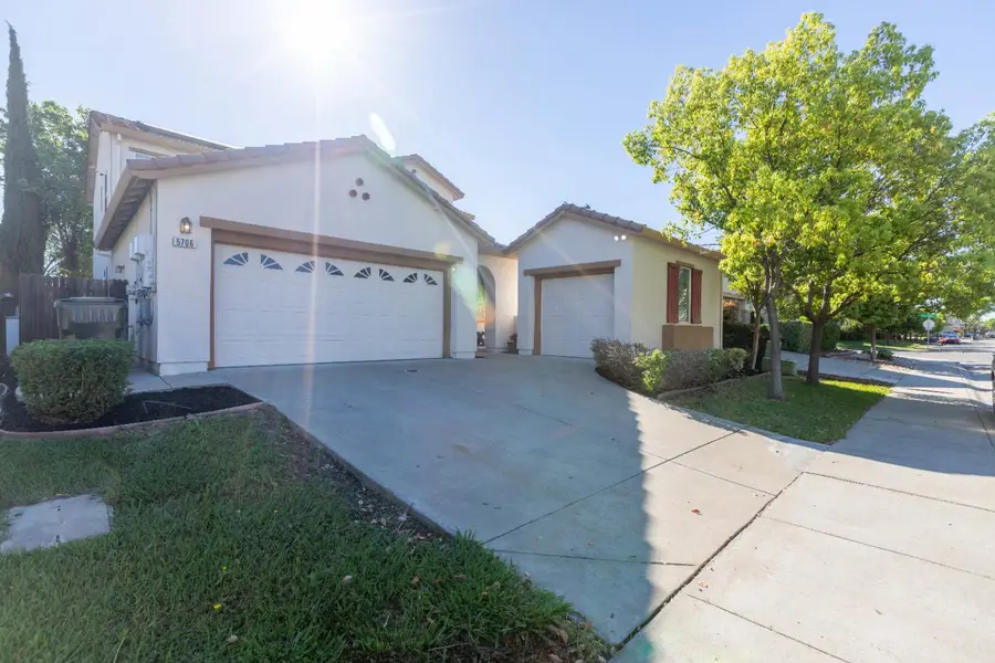 5706 Tres Piezas Drive, Sacramento, CA 95835 - #2