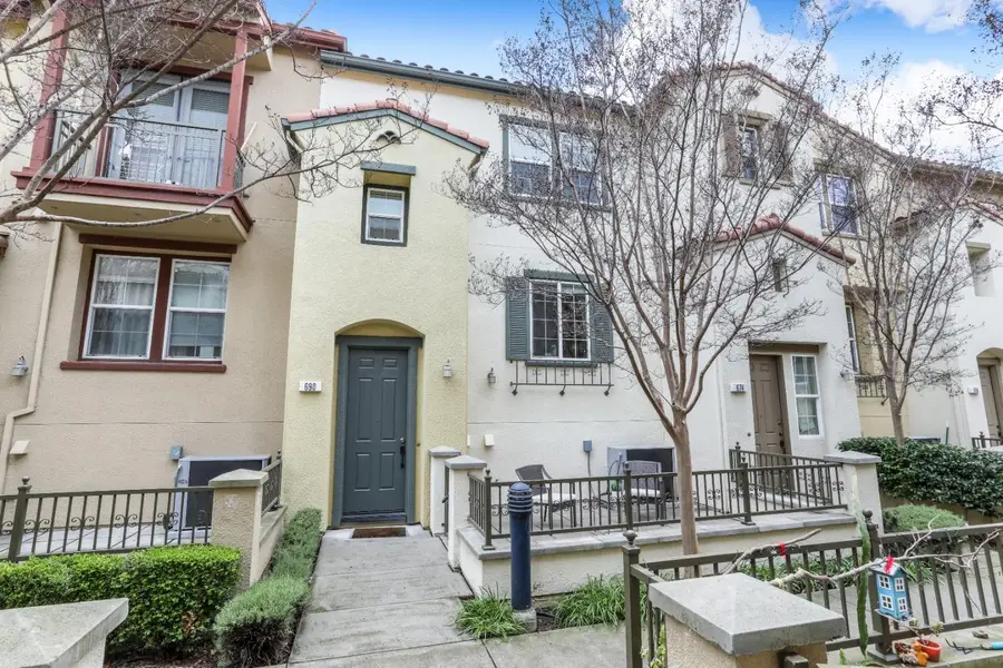 690 Claridad Loop, Milpitas, CA 95035 - Image #2