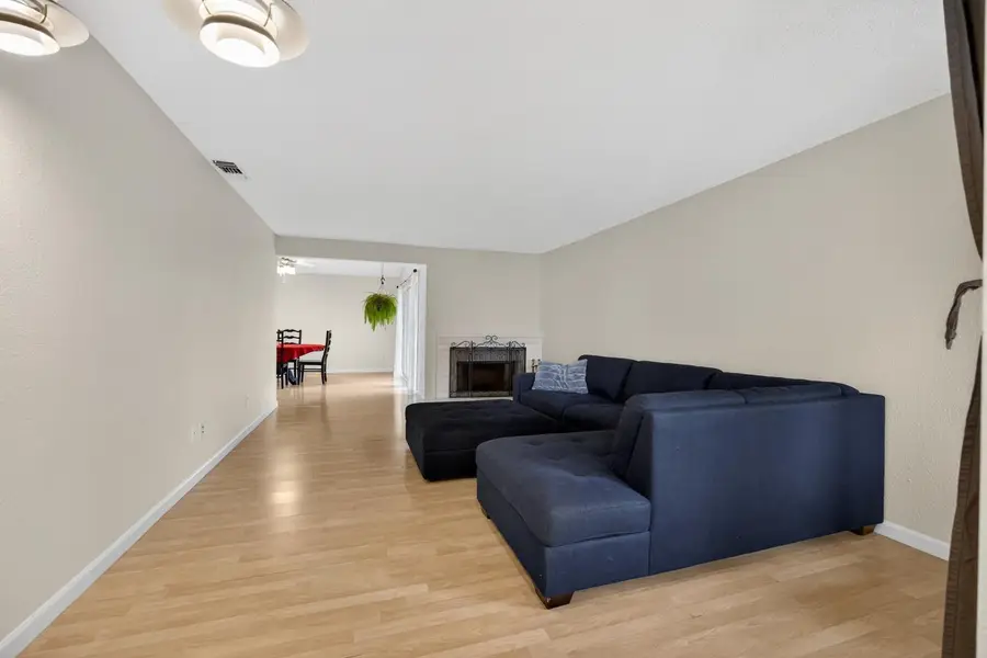 6635 Spoerriwood Court, Sacramento, CA 95828 - #2