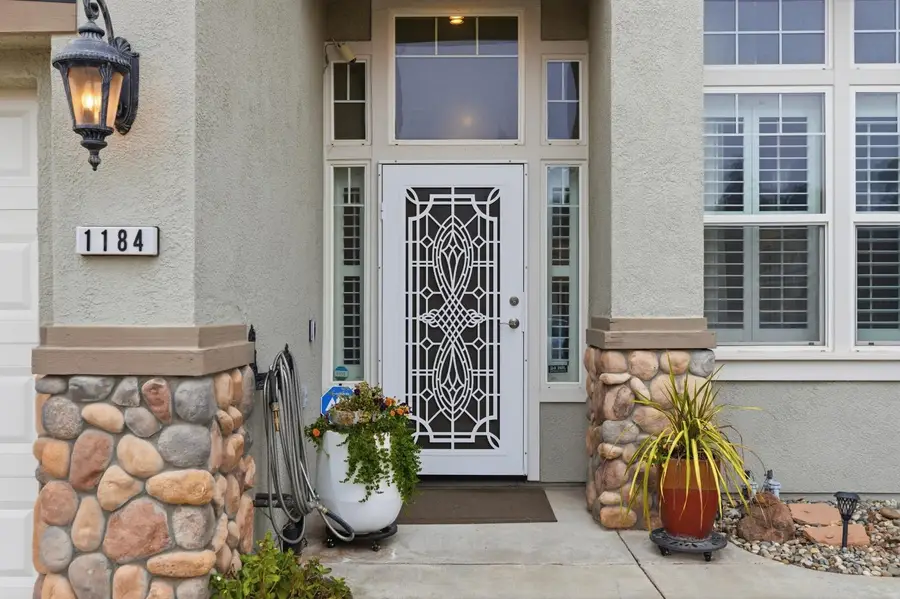 1184 River Avenue, Oakdale, CA 95361 - #2